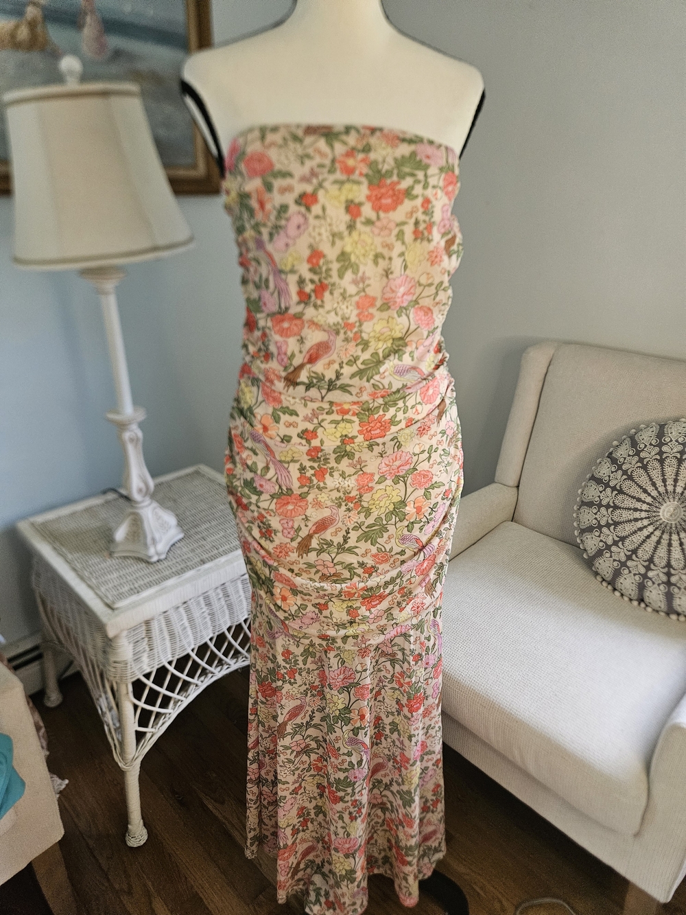 Cupshe Pink and Cream Floral Strapless Maxi Dress